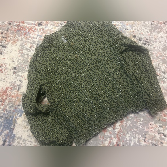 Cat and Jack Blouse - Picture 5 of 5